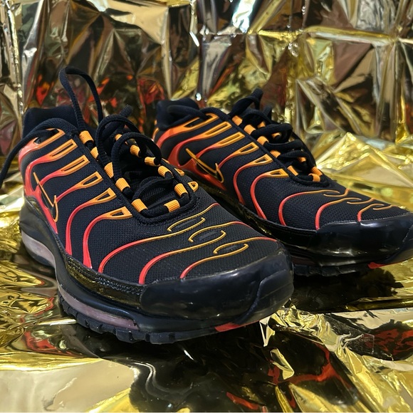 Nike Black and Orange Athletic Sneakers